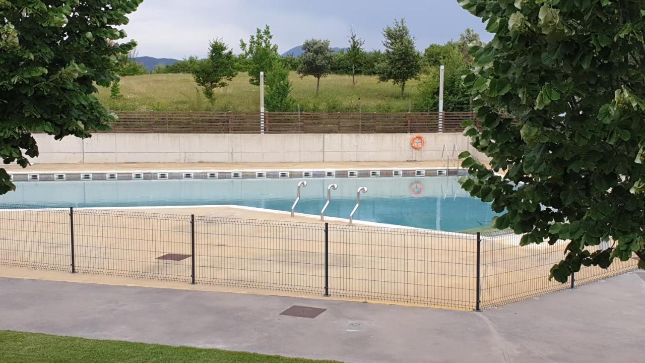 Acogedor Apartamento En Las Margas Sabinanigo Bagian luar foto